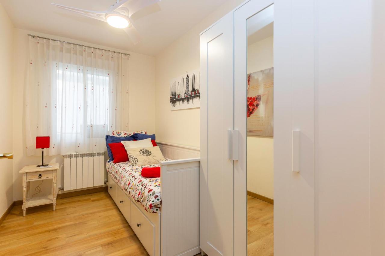 마드리드 Apartamento Puente De Segovia 아파트 외부 사진